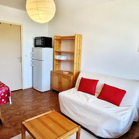 Cosy à Montalbert Avec Wifi Pour 4 Personnes - Fr-1-755-43 La Plagne